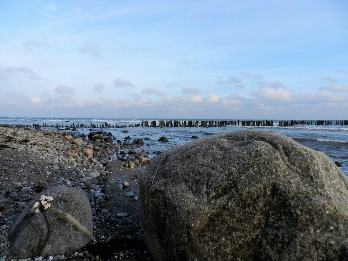 Fewo Am Strand Glowe Kültér fotó